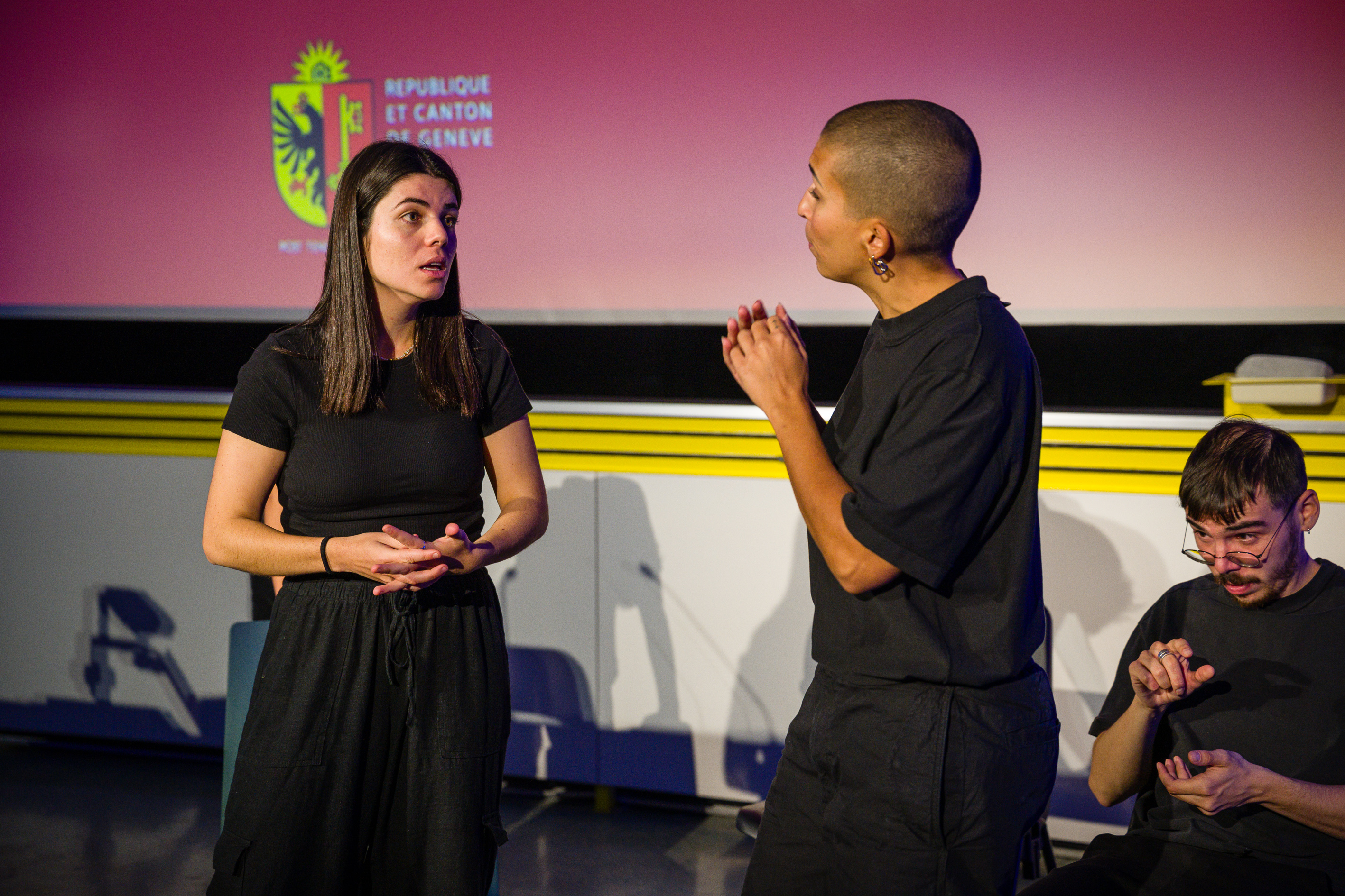 HELVETIA 2050 - la fiction apporte ses solutions /  Spectacle de sensibilisation aux problématiques environnementales et climatiques, proposé par la compagnie d’improvisation théâtrale Impro Impact